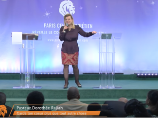 Dorothée RAJIAH – Garde ton coeur plus que tout autre chose