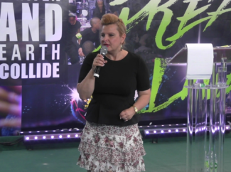 Dorothée RAJIAH – Le feu de la Pentecôte te remplit de Dieu